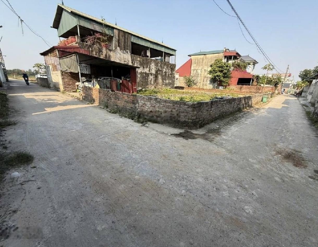 Bán lô góc 2mặt thoáng -Bắc Thượng -Quang Tiến -Sóc Sơn -Dt:96m full -Giá tốt để bạn sở hữu .