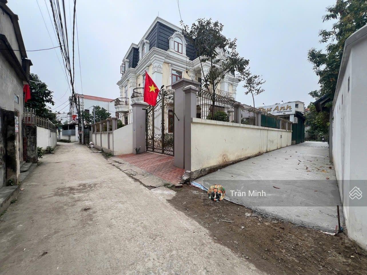 BÁN MẢNH ĐẤT ĐẦU TƯ . Cách cầu Tứ Liên chỉ 900m. ĐC: Thôn Văn Tinh - xã Đông Anh ( Xuân Canh cũ )