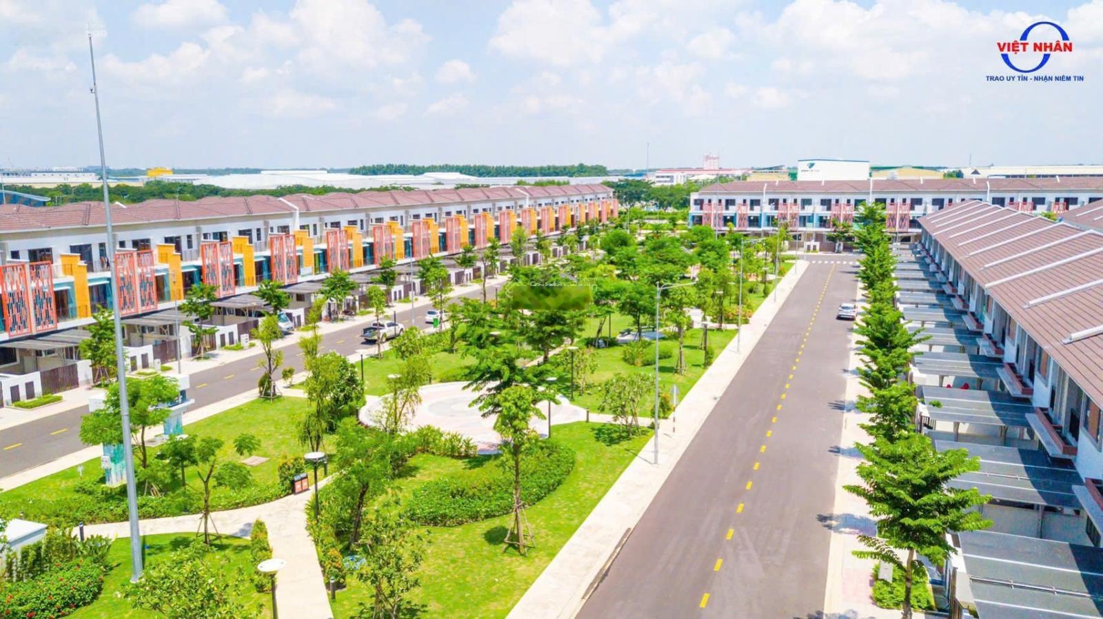Shophouse 3 tầng dự án Suncasa Central mặt tiền đường Đại lộ Dân Chủ Vsip II giá 3 tỷ 750