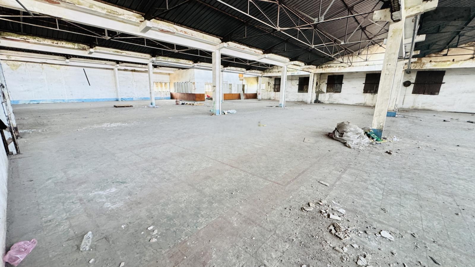 Cho thuê kho diện tích 1000m2 nguyễn tất thành quận 4