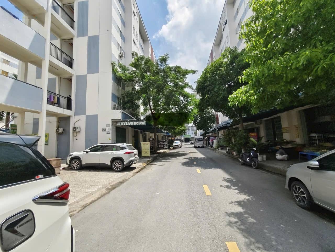 Bán căn hộ Phúc An City lầu 3 căn góc, khu A sổ hồng riêng, 35.6m2 giá chỉ 489tr
