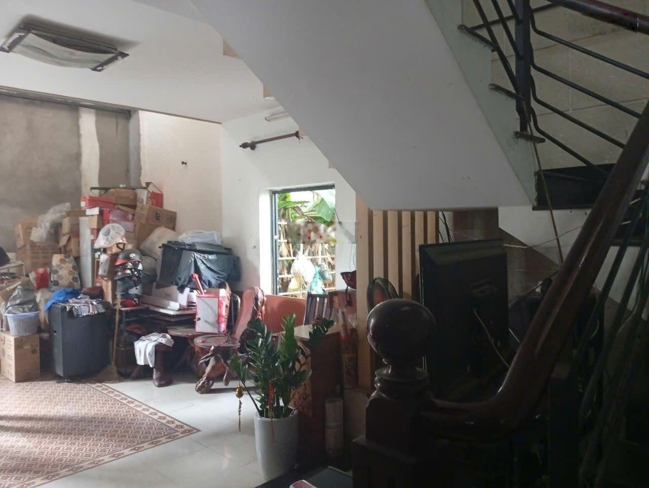 Phường An Lạc - Quận Bình Tân - 3 tầng - 135m2 - nở hậu - 2 mặt tiền - hẻm thông thoáng - 5.95 tỷ