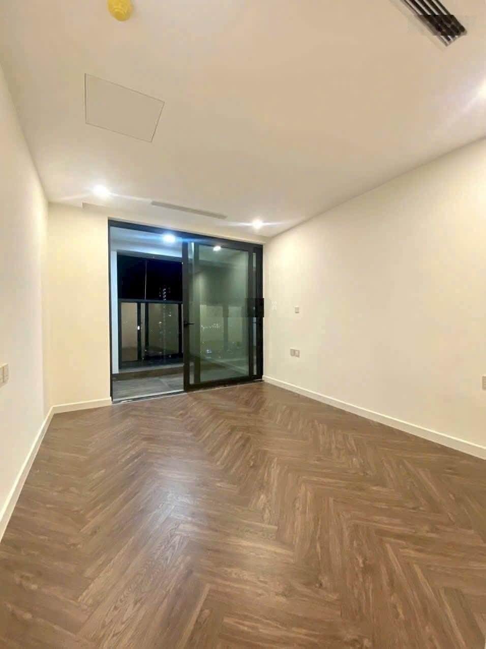 Chỉ 16 triệu bao PQL Cho thuê Sunshine Diamond River 135m2 view sông cao tầng, 2PN+1 & 2WC Ở Liền