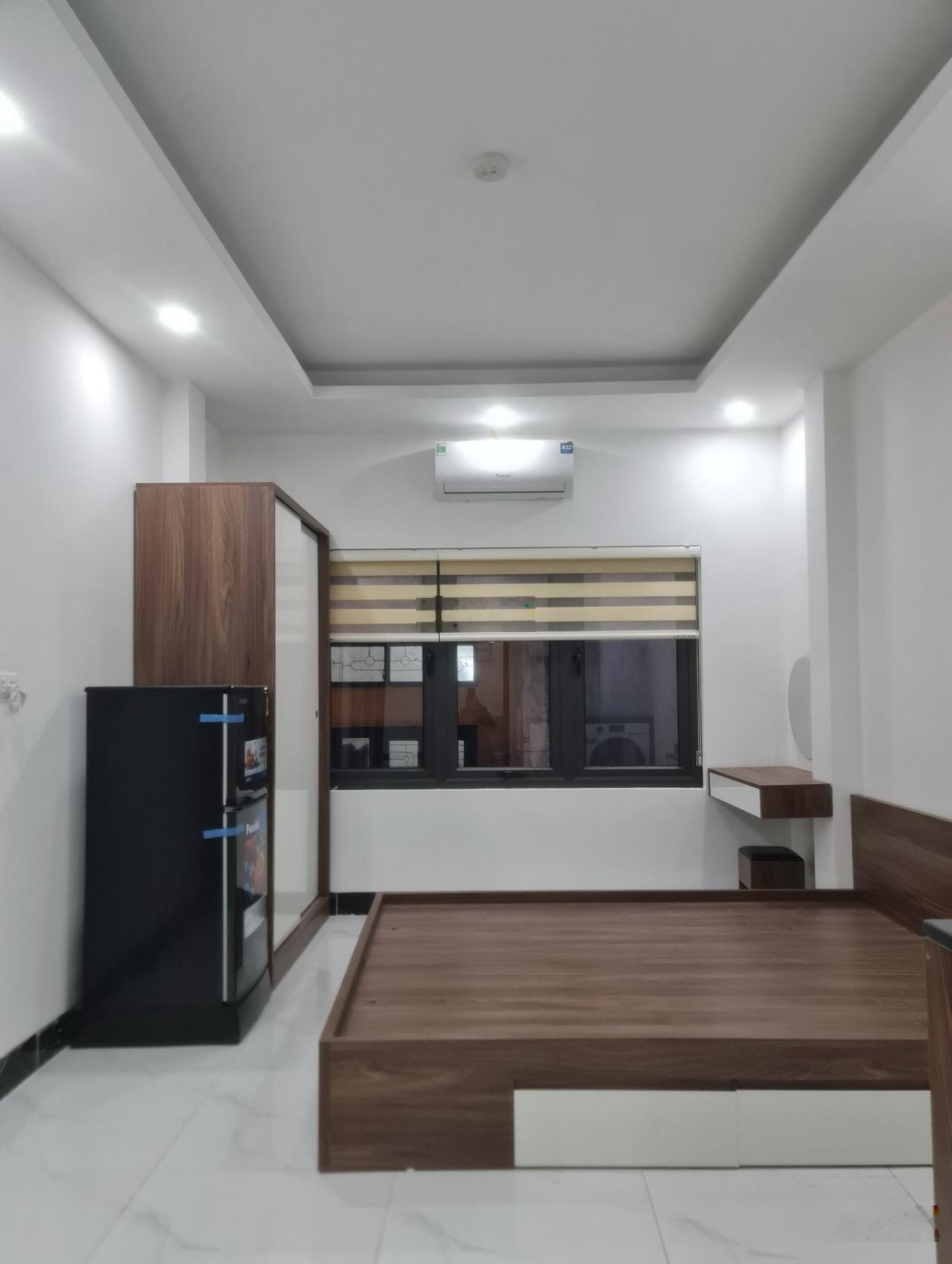Bán toà nhà đa năng ,vừa ở vừa kd và cho thuê, (70/73m) 5 tầng 1 tum có thang máy,10 căn hộ full nt