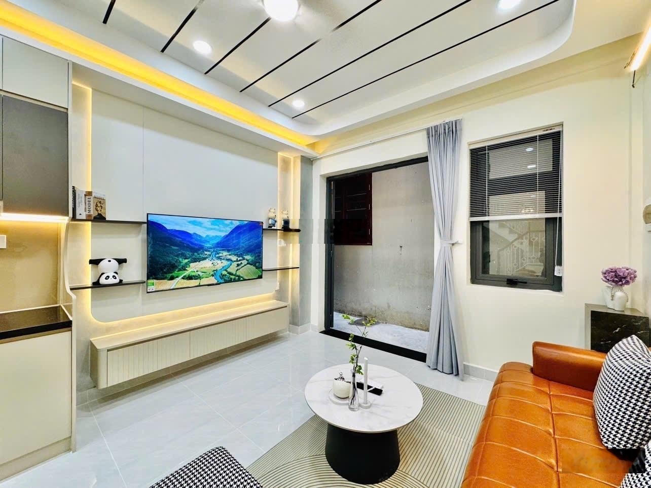 Nhà đẹp lên sóng ngay ngã 4 hàng xanh | bạch đằng, p15 bình thạnh