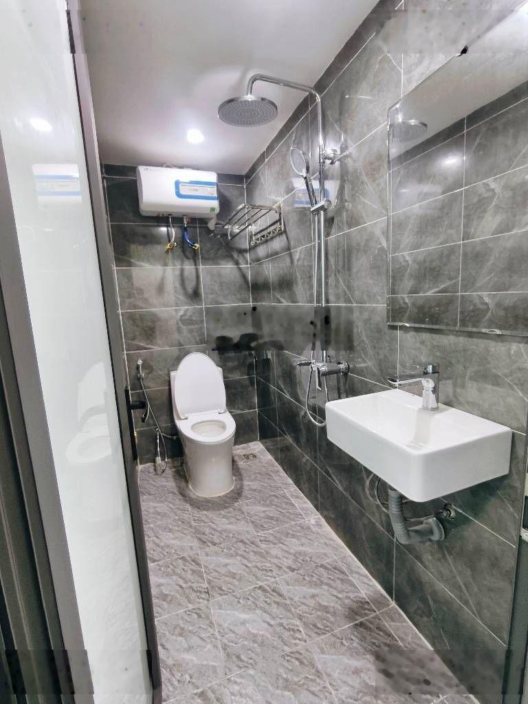 Tầng 2 Nguyễn Công Trứ 3ngủ 2wc hiếm ở ngay!