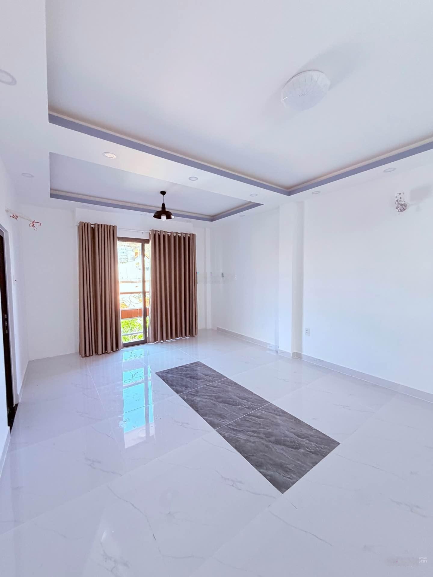 Phú Nhuận hẻm xe hơi nhà mới 5 tầng DT 36m2 giá 10 tỉ