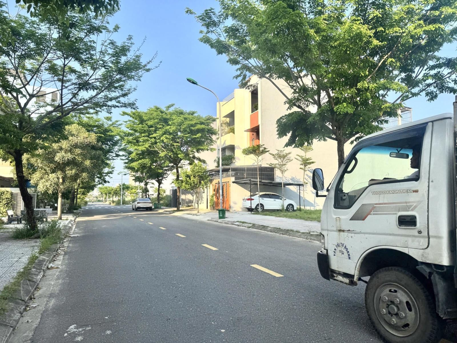 Chuyển nhượng 105m2 đường thông Trương Xuân Nam - Ngay khu Đảo Kim Cương Sunevar
