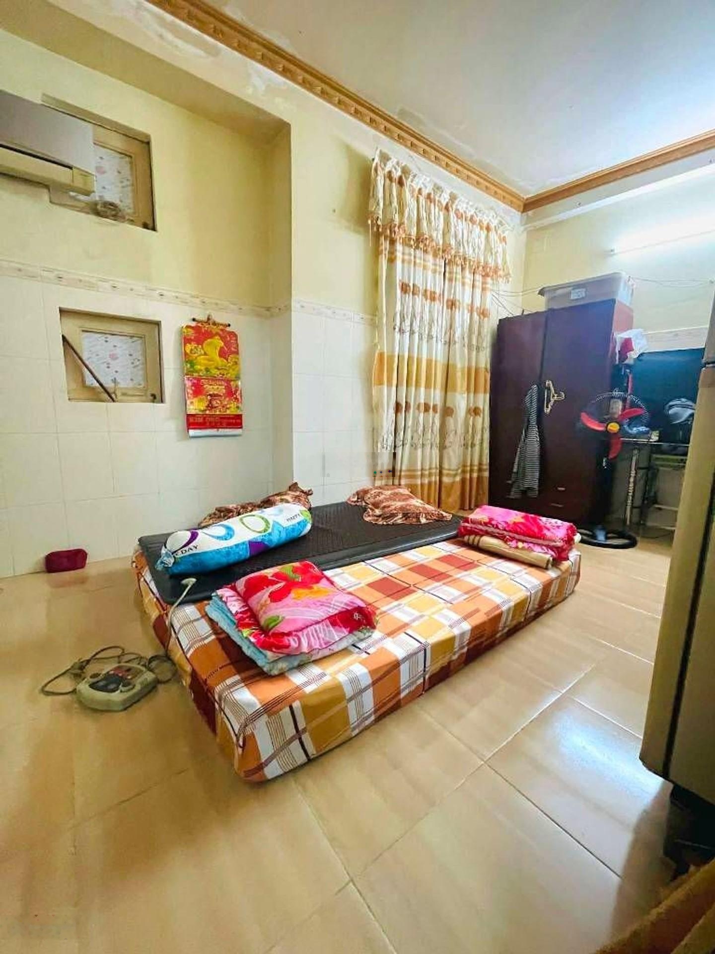 Bán NR 5PN, 4WC tại Bình Tiên, 6,6 tỷ, 48m2