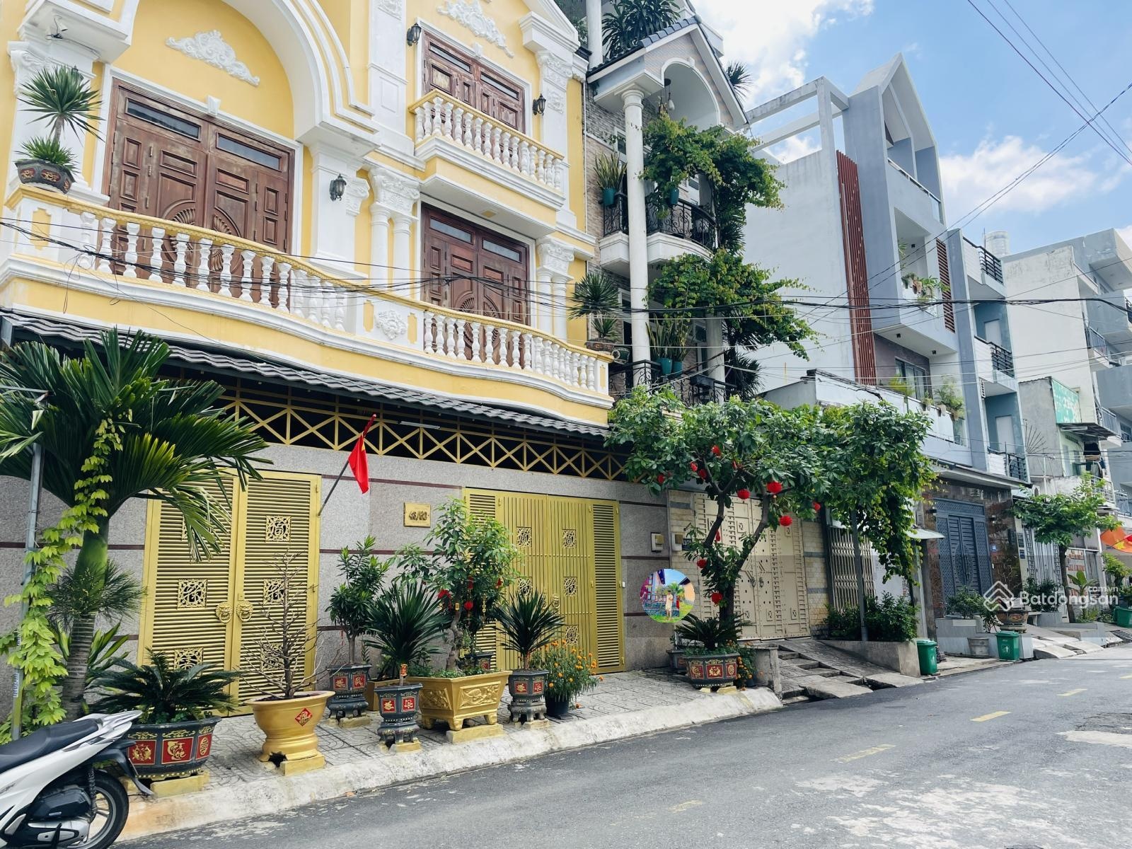 Nhà 4 tầng đường hiệp bình - cách gigamall phạm văn đồng, vạn phúc city chỉ 200m - đường 10m
