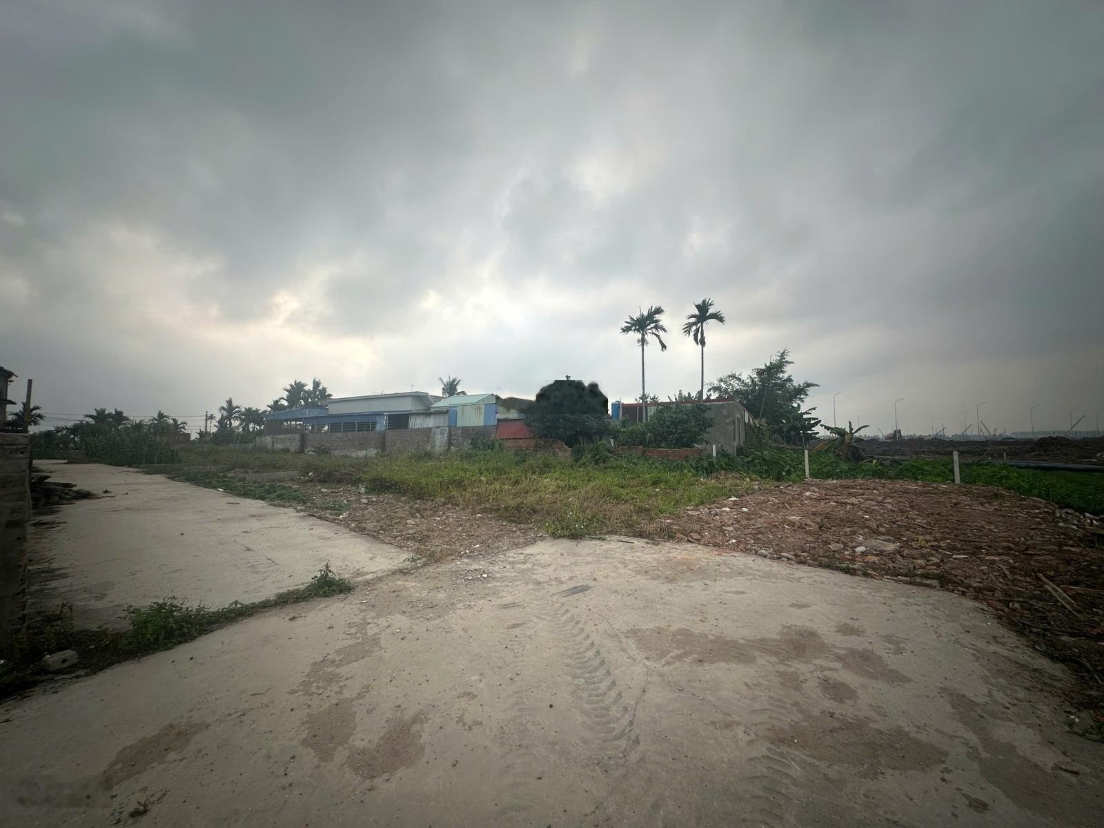 Bán đất 1500m2 đất làm nhà vườn gần Sông He ngay cạnh Vinhomes Dương Kinh, Hải Phòng
