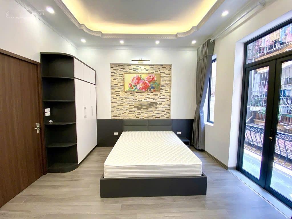 Bán gấp nhà đẹp dịch vụ Dương Nội 50m 5 tầng hơn 14 tỷ sổ đỏ, full đồ ở ngay, gần Aeon Mall Hà Đông