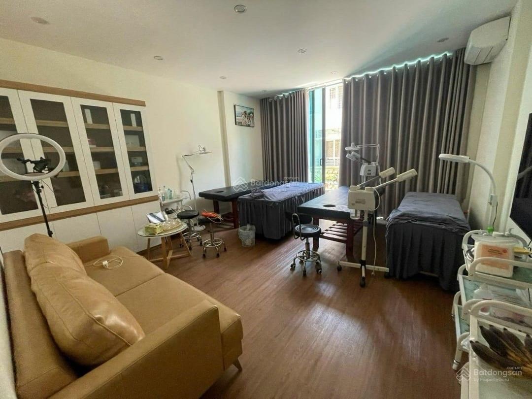 Bán nhà mặt phố Tô Hiệu - Giáp Quang Trung- DT 70m -6 tầng thang máy-Phân lô KD oto - Giá chỉ 16ty8