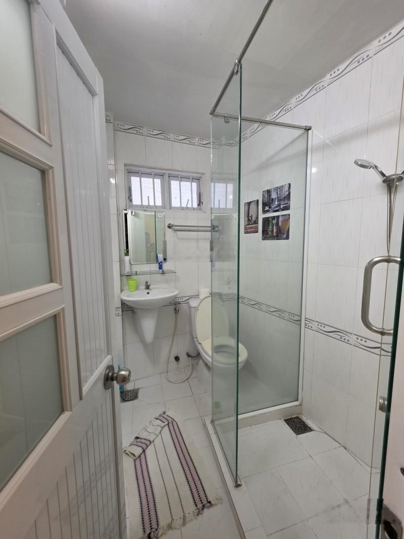 Bán nhà mặt tiền Phú Nhuận hẻm xe hơi 80m2 2 tầng nở hậu 4,5m 5 PN dân trí cao Nguyễn Kiệm 8.65 tỷ
