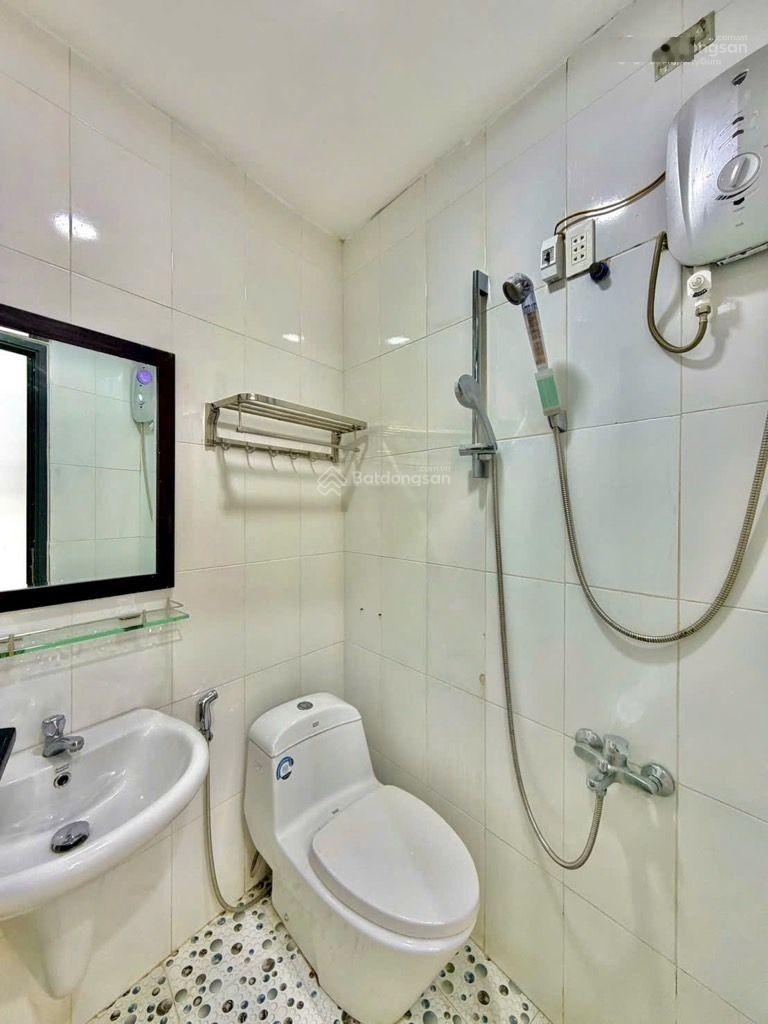 Nhà mới - full nội thất - 4 tầng btct - 15m ra hxh - nở hậu - 4,x tỷ