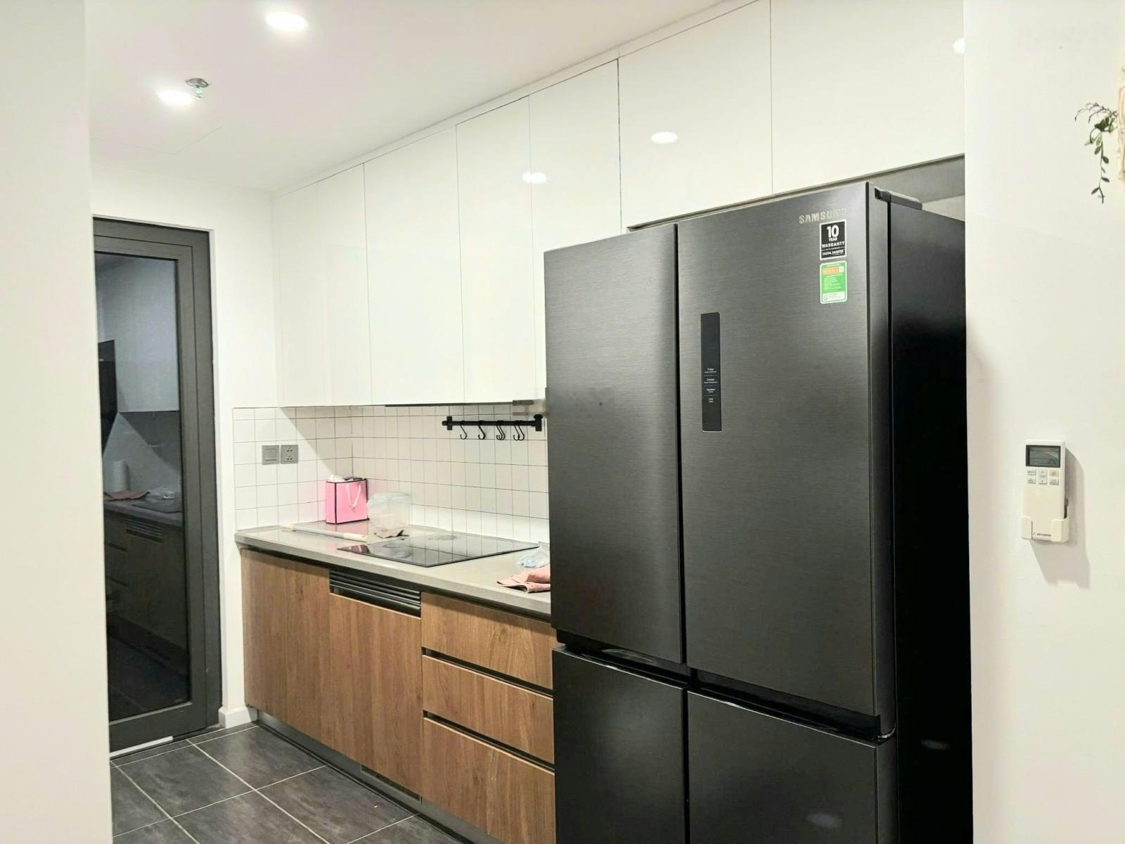 Cho thuê căn 2n cc 6th element ngoại giao đoàn. 87m. full đồ. 17tr/tháng. lh: 0974687037