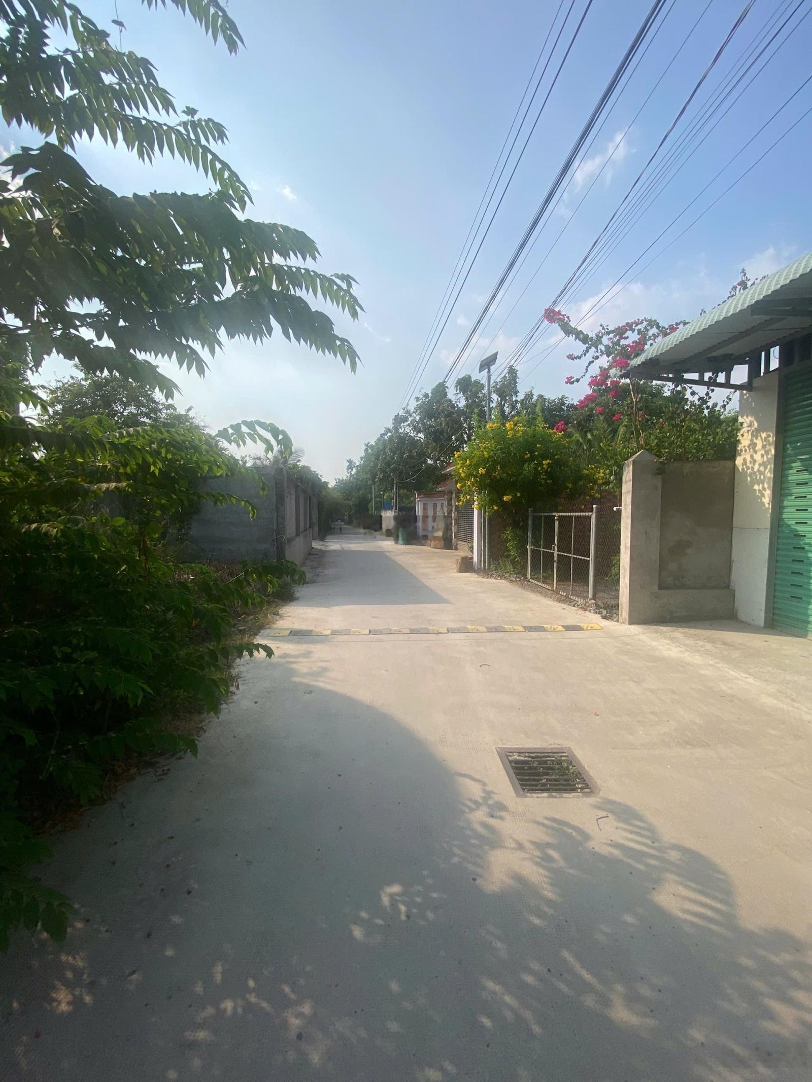 bán đất gần bến đò long triển 205m2 sổ riêng thổ cư đất sạch ko vướng quy hoạch