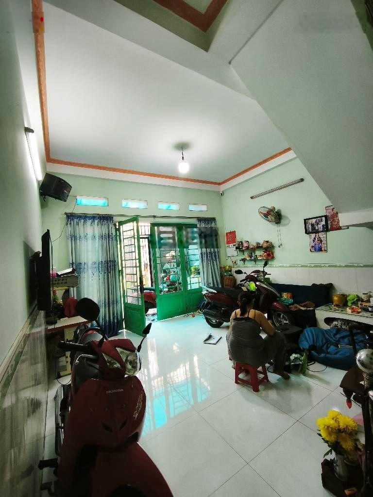 3.95 tỷ nhà 2 tầng ngang 4.5m (4.5 x 12m) hiếm có_hẻm xe hơi đường trần thị năm-quận 12