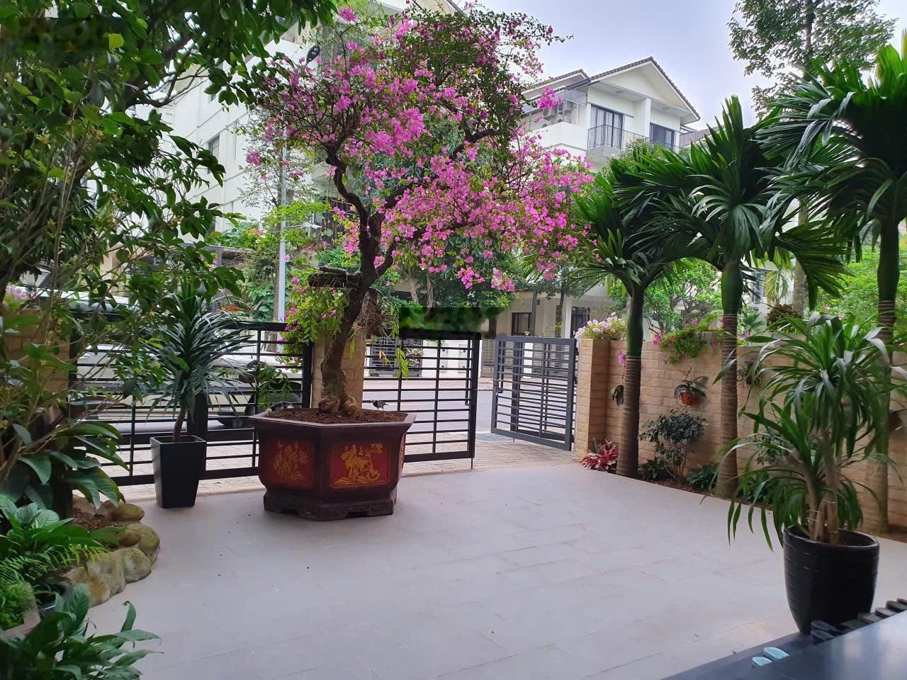 Bán biệt thự Vinhomes Thăng Long, giá thỏa thuận, Diện tích 125m2, hàng hiếm tại An Khánh Hà Nội