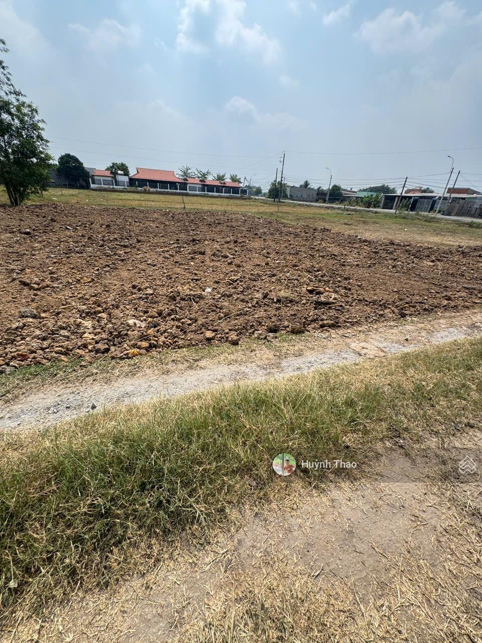 Đất sát nhựa kênh 3 hòa khánh nam