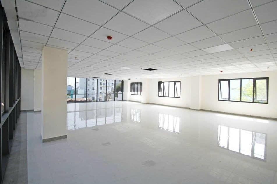 MẶT TIỀN 187-187A ĐƯỜNG NGUYỄN VĂN TRỖI, PHÚ NHUẬN-20m x 22m Hầm + trệt + 4 lầu + sân thượng