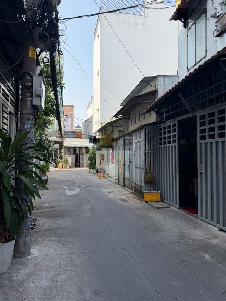 Bán nhà nguyễn hữu tiến -hẻm o tô 52m2-4.5x12m-sát aeon mall -nhỉnh 5 tỷ