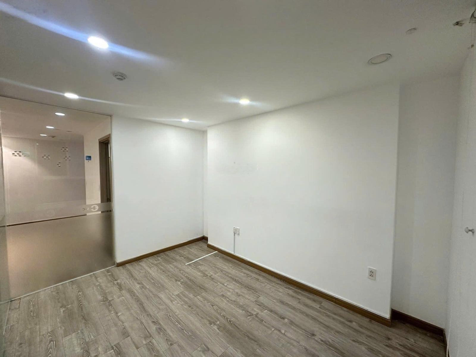 Căn cao cấp Novaland Orchard Parkview 57m2 nội thất cơ bản vừa ở vừa làm văn phòng có phòng riêng