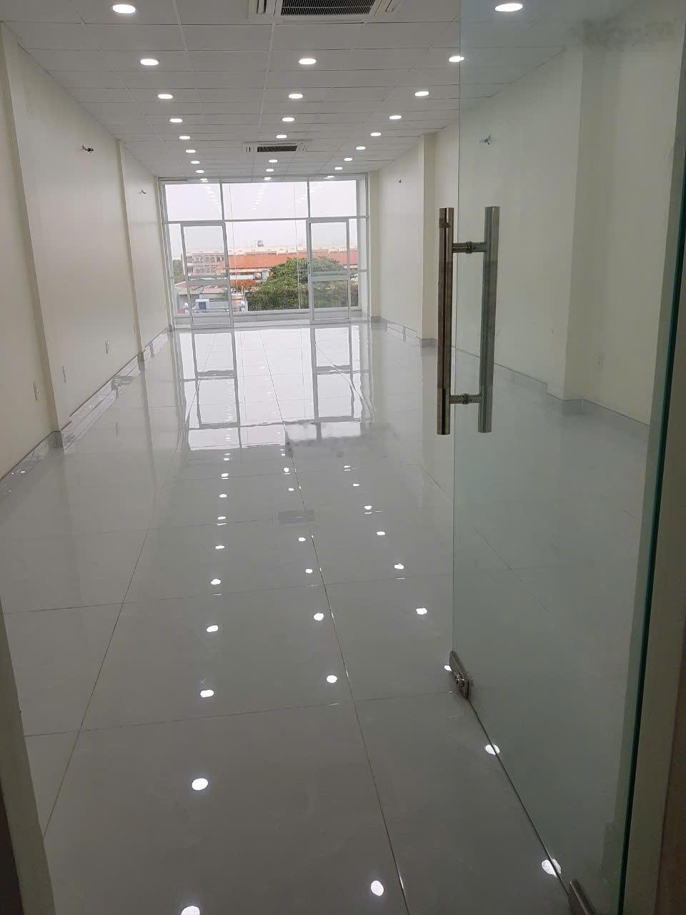 Duy nhất! Bán Tòa Nhà Mặt Tiền Đặng Văn Ngữ Phú Nhuận - 6x20m hầm 5 tầng HĐ 90tr/th giá 33 tỷ