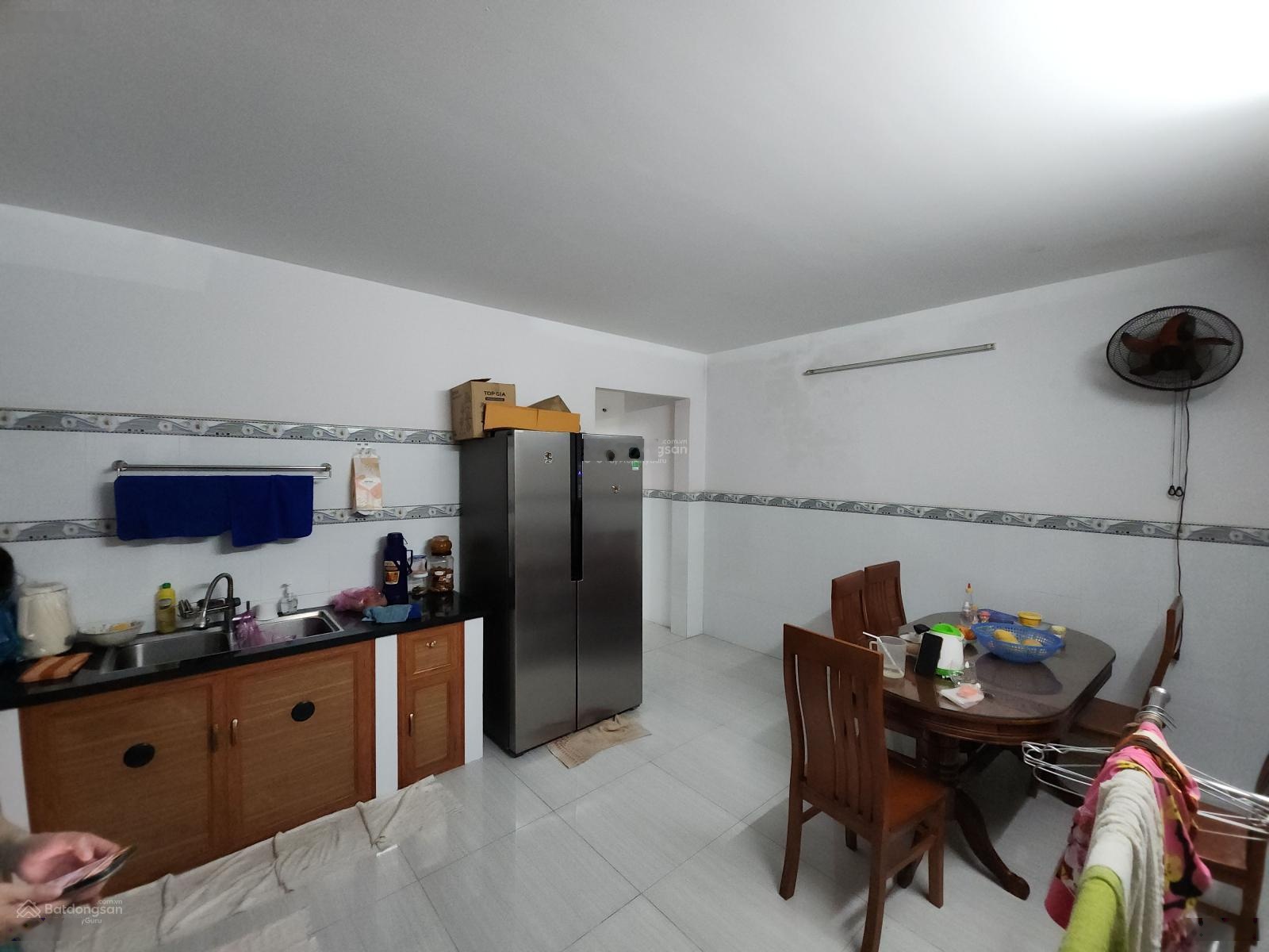 Ngộp bank bán gấp nhà 2 tầng, 95m2, Tân Hiệp 32, Hóc Môn, giá 4,05 tỷ