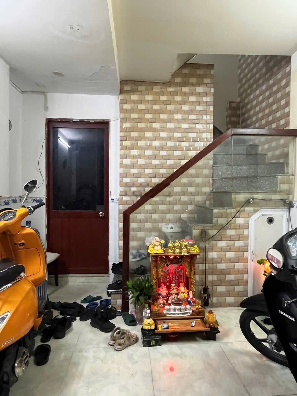 Bán Nhà Riêng đẹp tại Dạ Nam, 5,28 tỷ, 33,8m2, 5PN, 5WC, nhiều tiện ích