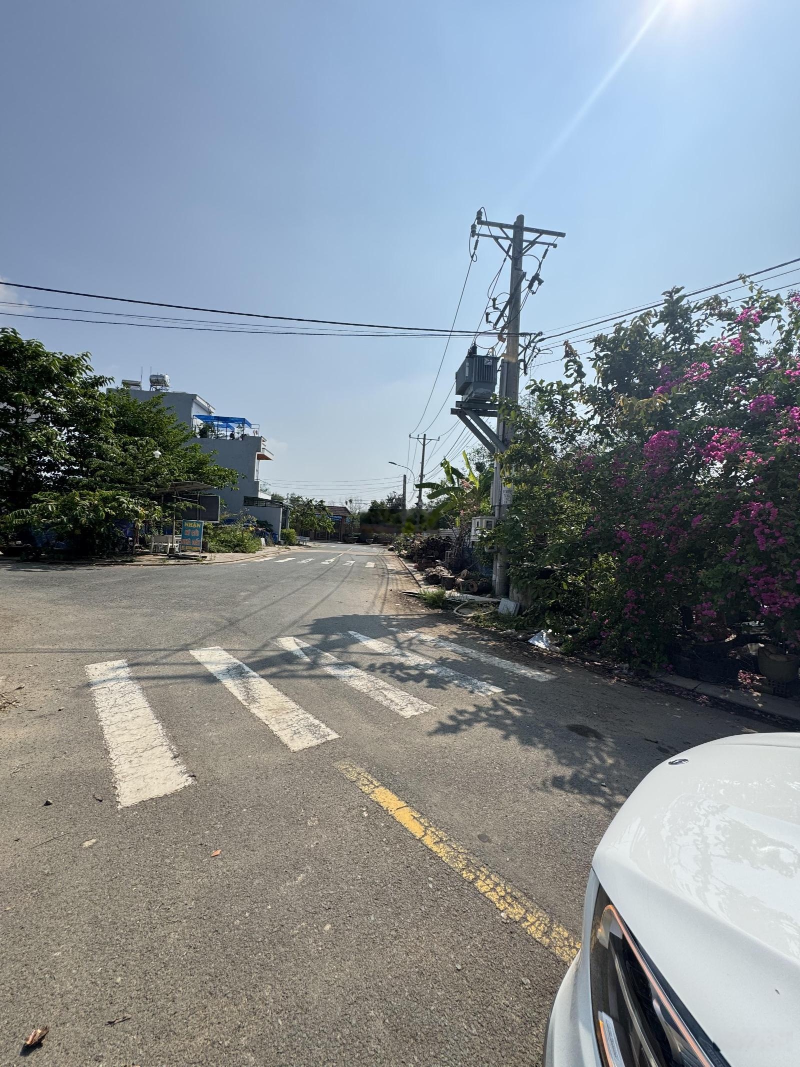 Bán đất Biệt thự 200m2,sổ riêng gần sông tại Phường Long Phước TP Thủ Đức giá 6 tỷ có thương lượng