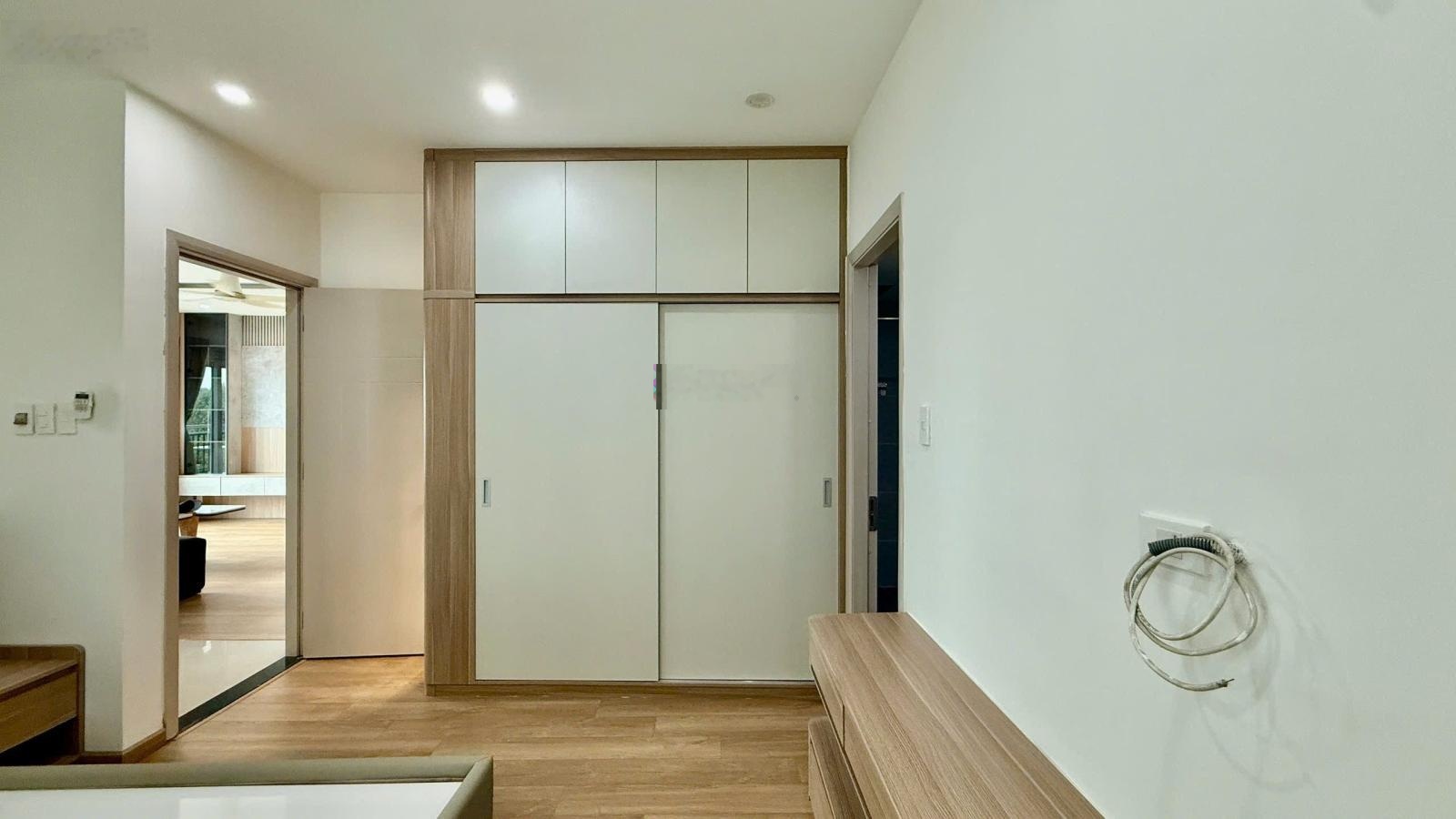 Cho thuê CC 3PN, 90m2, 11 triệu VND, view đẹp tại Âu Cơ Tower, Tân Phú, HCM