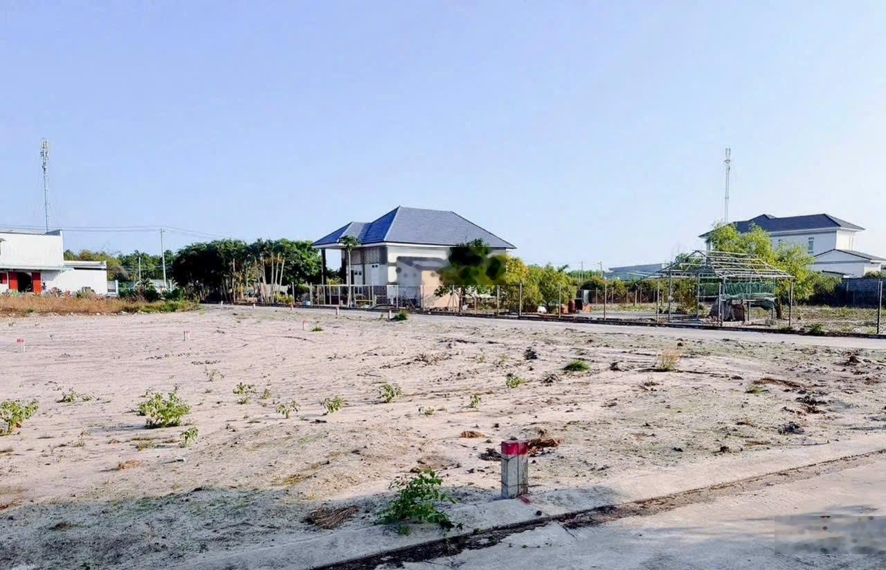 Bán đất tại Thị trấn Phước Hải, 850 triệu VND, 128 m2, mặt tiền 31m