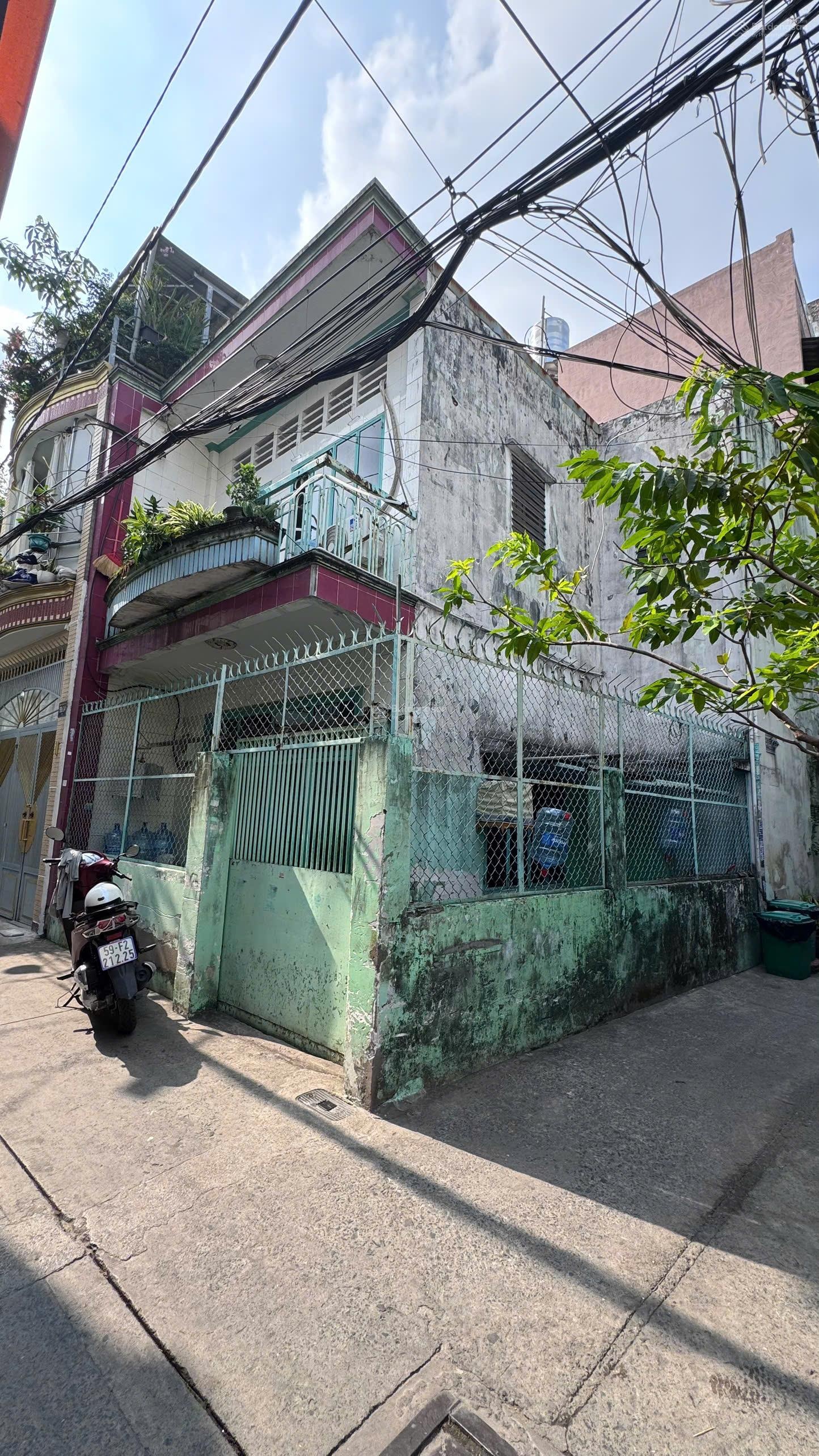 Bán Nhà HXH 5m - Góc 2 MT - Nở Hậu. Gần Eaon Mall. Chỉ 4,9 Tỷ