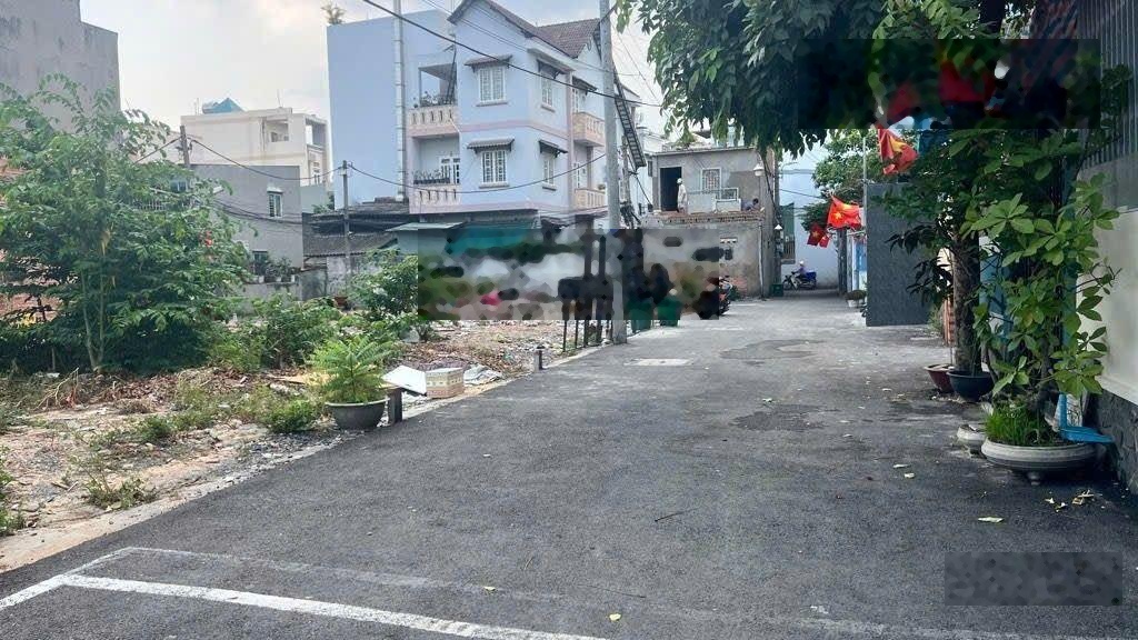 - Dt 65m2, vuông A4, chỉ 5.5 tỷ - Đường Trần Thị Điệu, Phước Long B, Tp Thủ Đức.