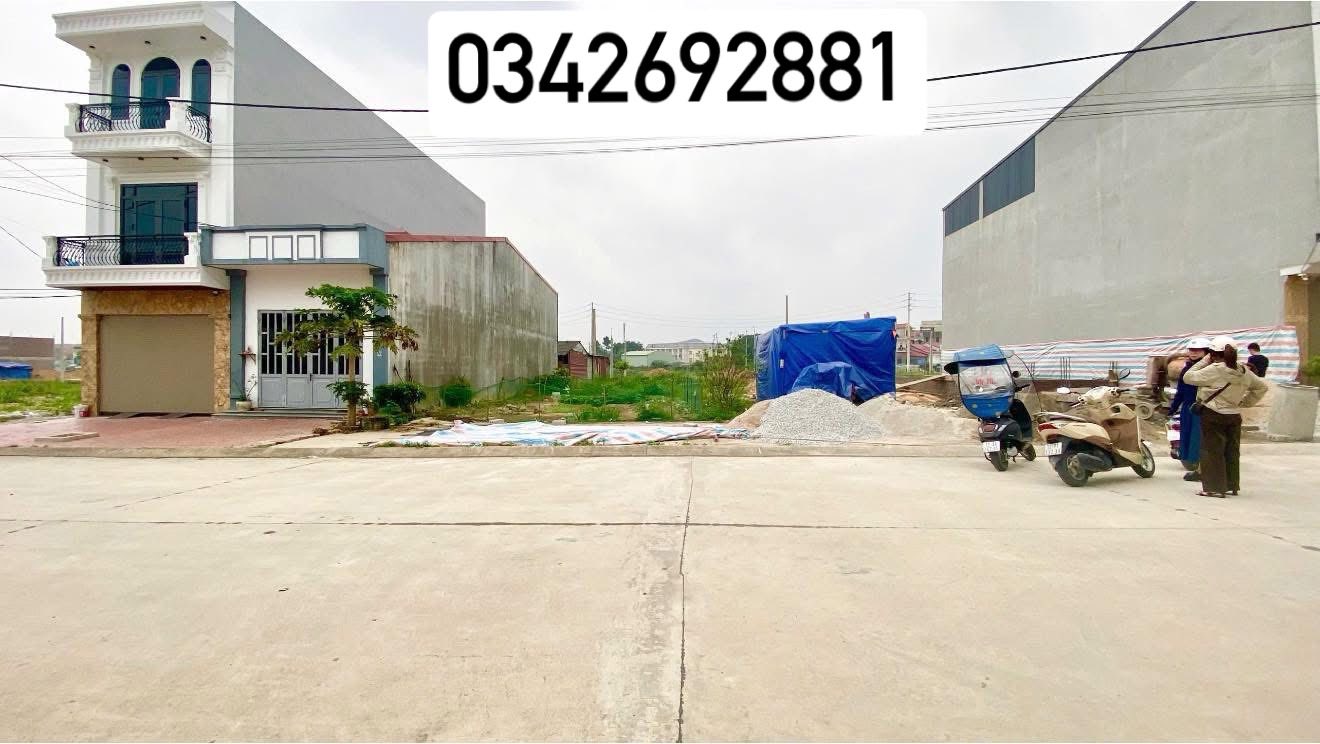 Bán lô đất 92m2 mặt phố Nguyễn Cơ Thạch, nằm ngay gần trường học, đường rộng thênh thang