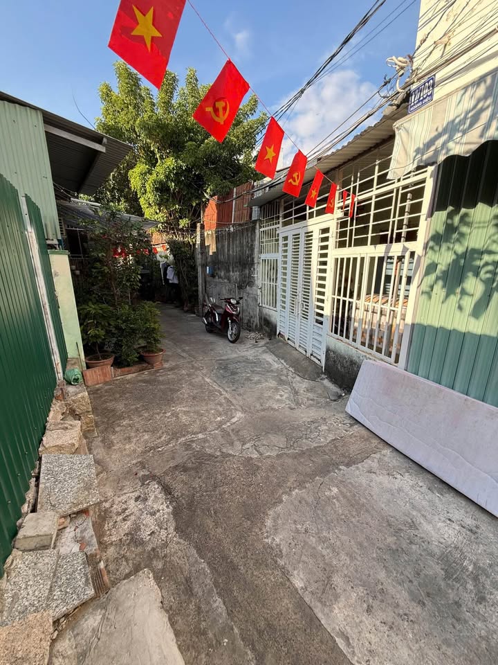 Bán lô đất tại hẻm Dã Tượng, Nha Trang, thông Hoàng Diệu