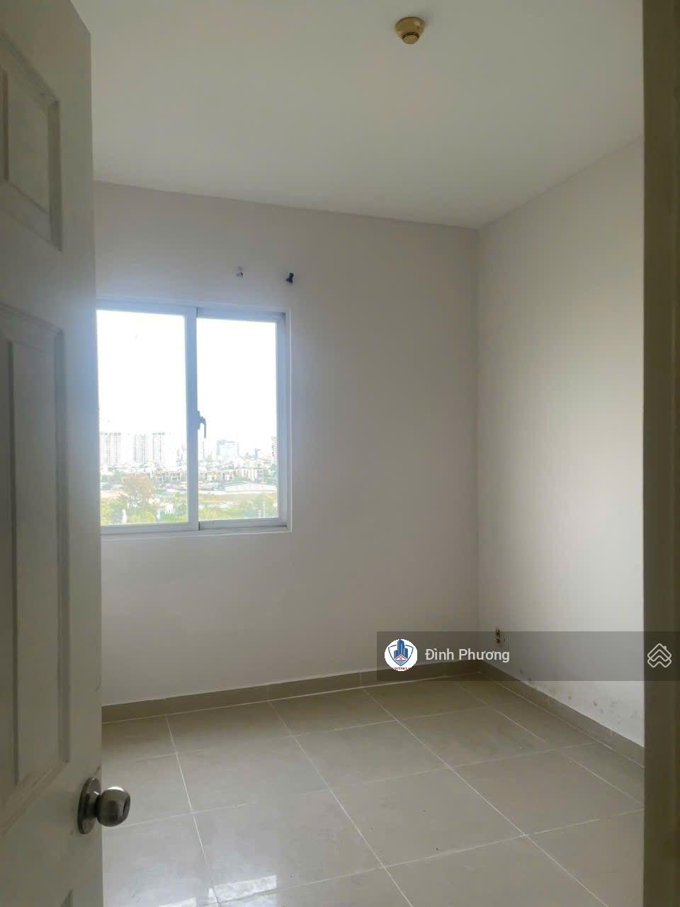 Bán 2PN DT71m2 R7 Đức Khải, Q2, HCM. Nhà D, view Lương Định Của. Giá 4,4tỷ bao sổ