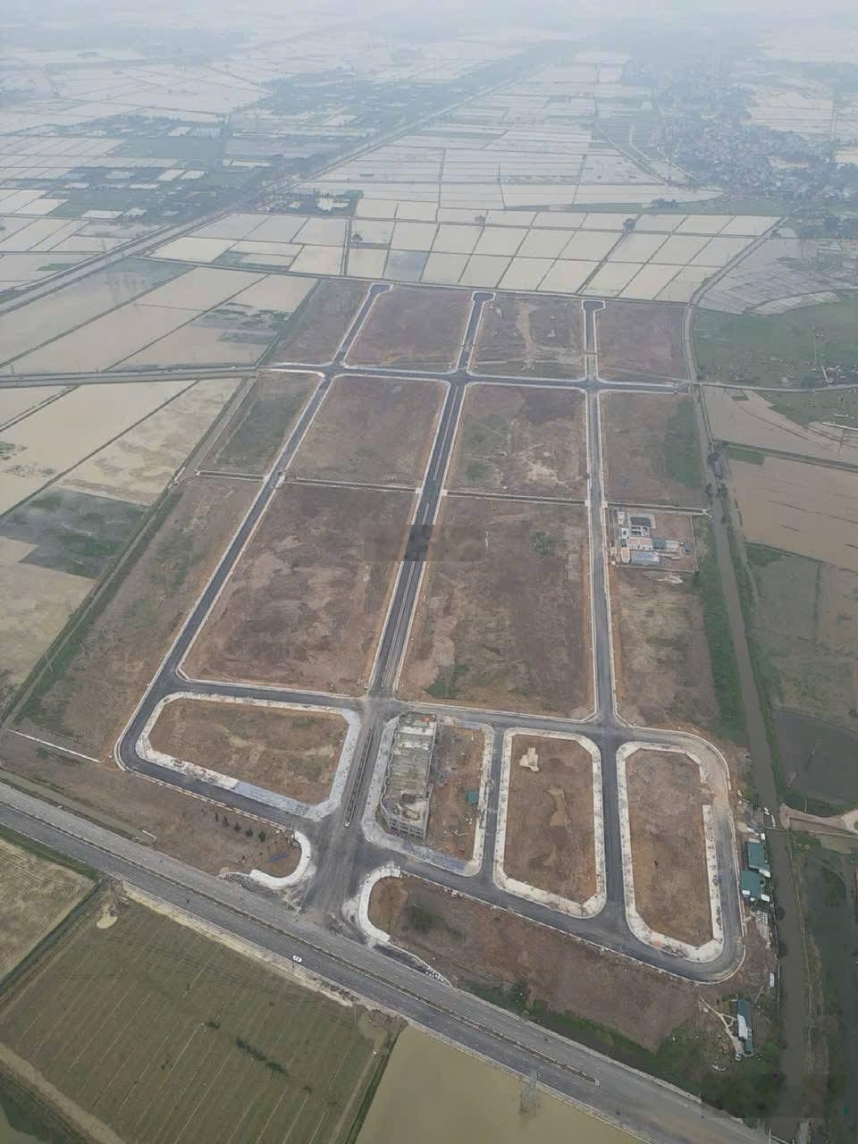 Bán Kho, Nhà Xưởng tại Cụm công nghiệp Kim Bài, giá bán thỏa thuận, 2700m2 giá gốc 5,4tr/m2