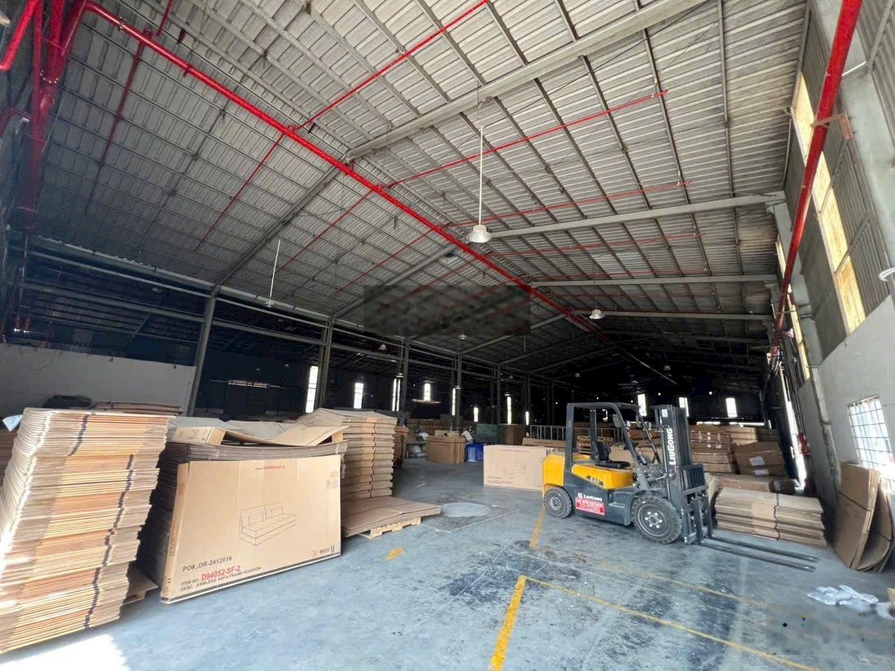 Cho thuê Xưởng Tân Uyên 7000m2 giá 70.000đ/m2/th