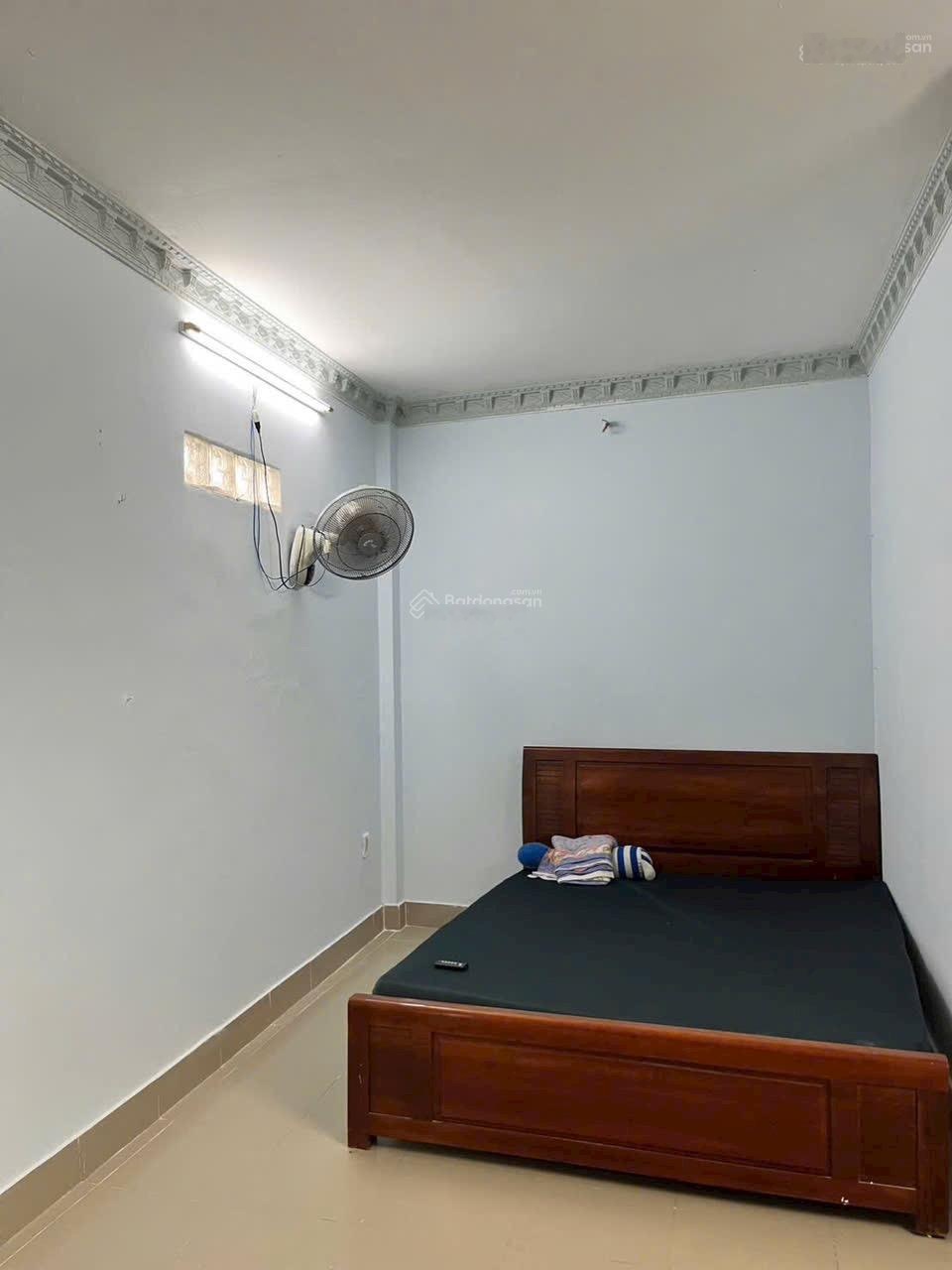 Cho thuê nhà đẹp 3pn2wc,có nội thất gần ngã 3 Lã Xuân Oai phường Trường Thạnh, Tp Thủ Đức giá 7tr