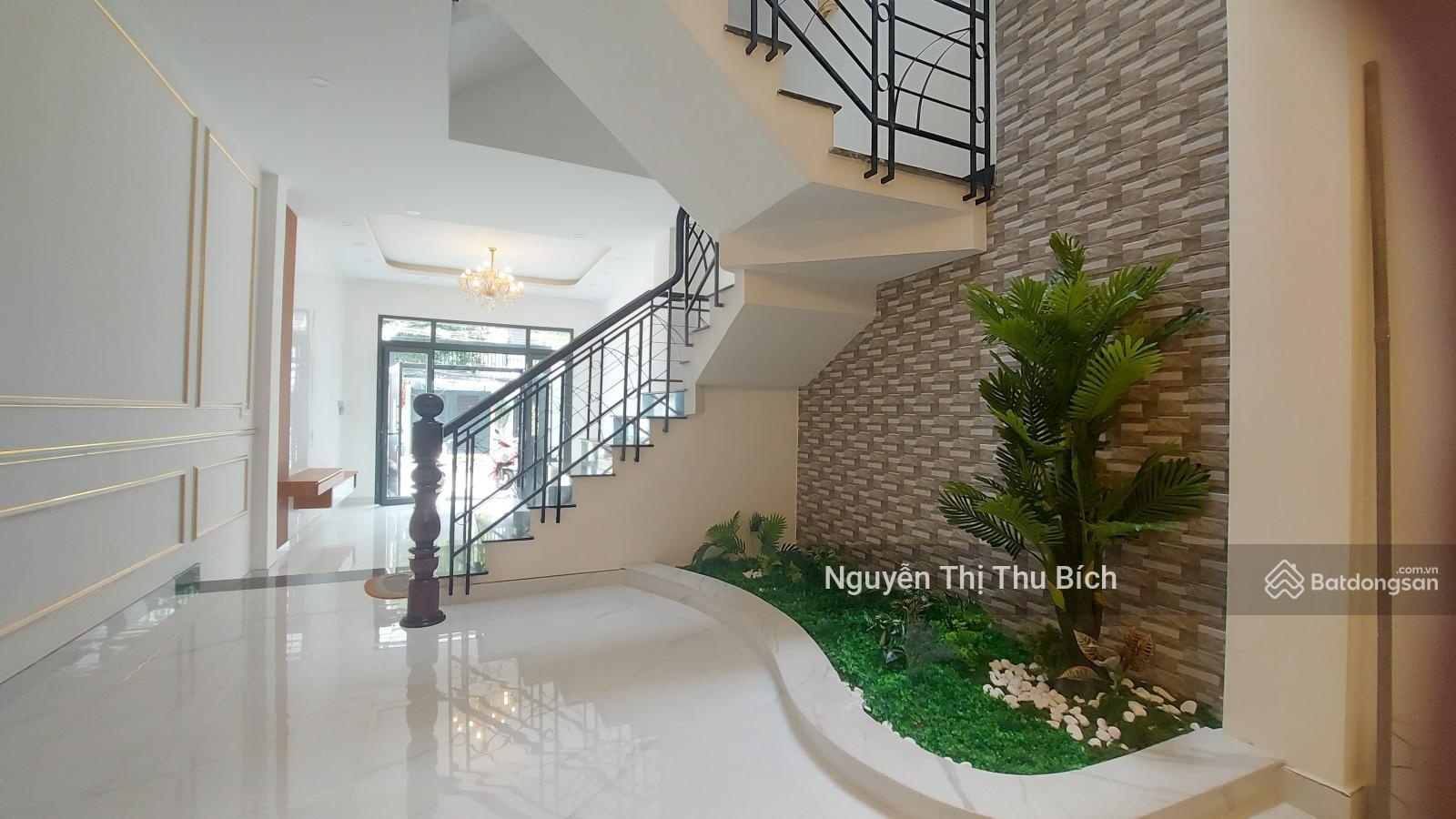 Mặt tiền trung tâm Quận 7 - Lý Phục Man - 5 tầng - 70m2 - nhích 9 tỷ