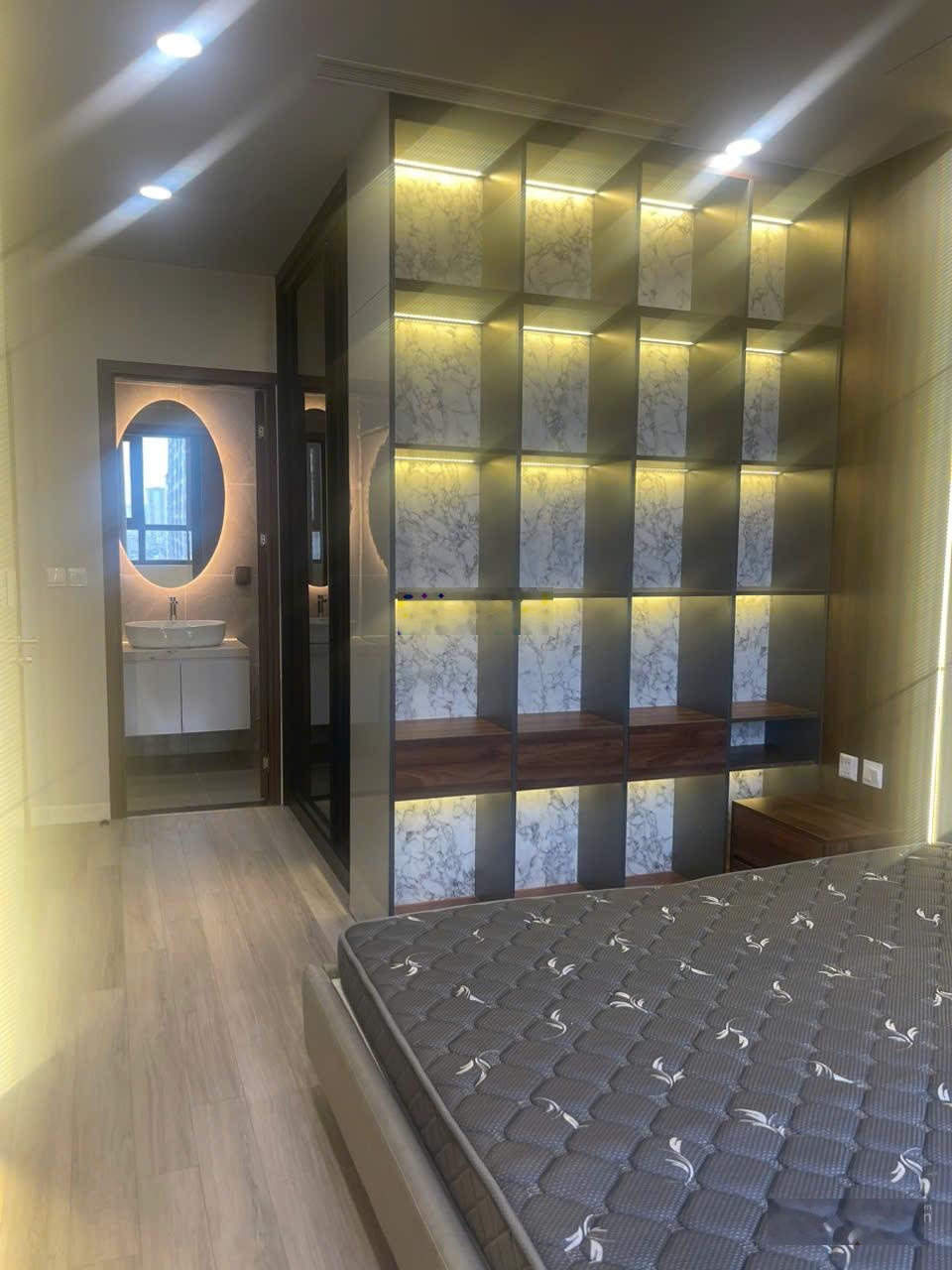 Cho thuê CC 3PN, 2WC, 30 triệu, 105m2 tại The Diamond Residence, Thanh Xuân, giá ưu đãi!
