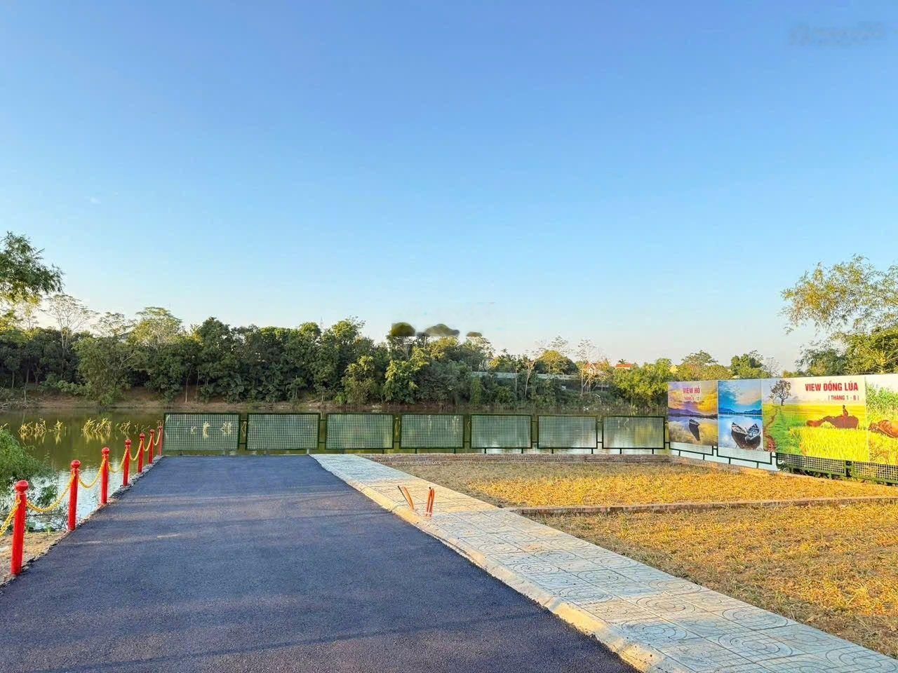 Bán đất Hòa Lạc xã Phú Cát sẵn sổ View hồ cực hiếm gần Đại học Quốc Gia, công nghệ cao 0983868535