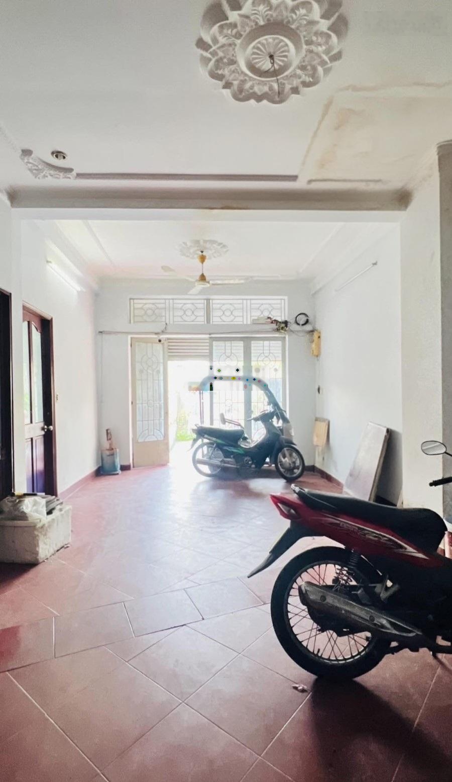 Phạm Văn Đồng - hẻm xe hơi - 115m2 - ngang 8m - 7 tỷ 6 - Thu 20tr/th