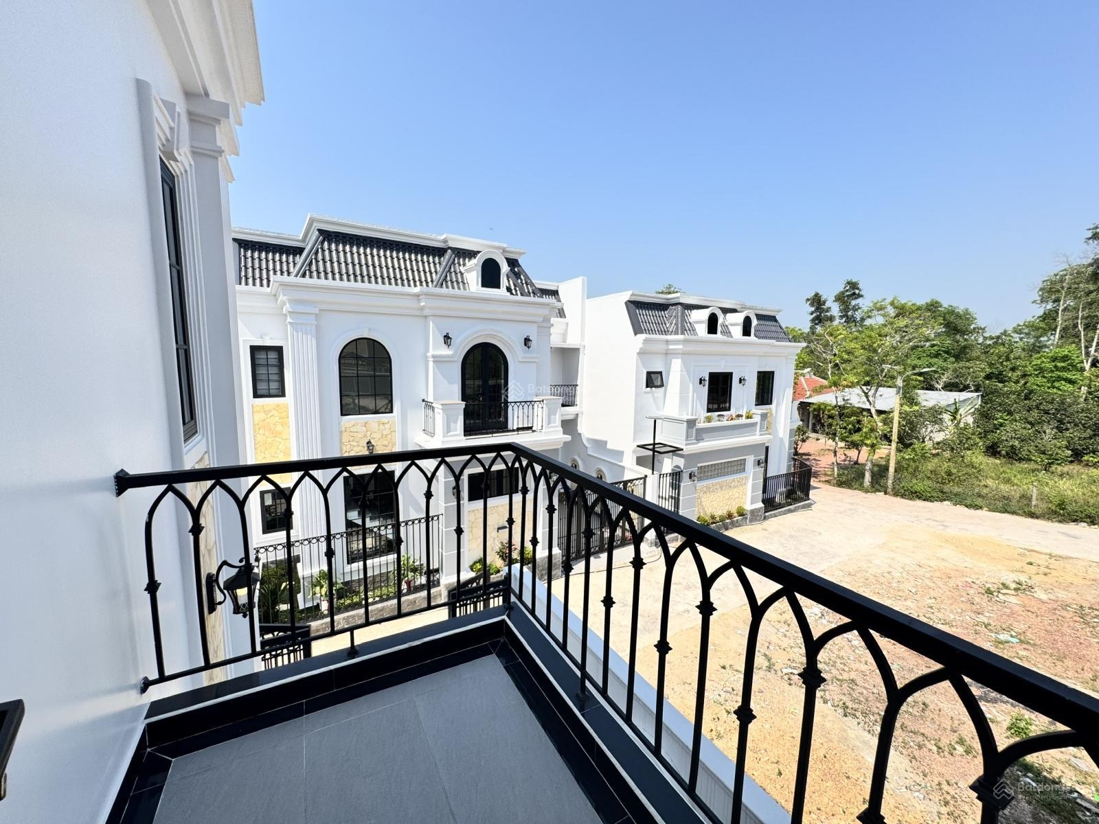 Bán NR tại Kiệt 55 Vũ Ngọc Phan, 3,35 tỷ, 100m2, pháp lý đầy đủ, nội thất đầy đủ