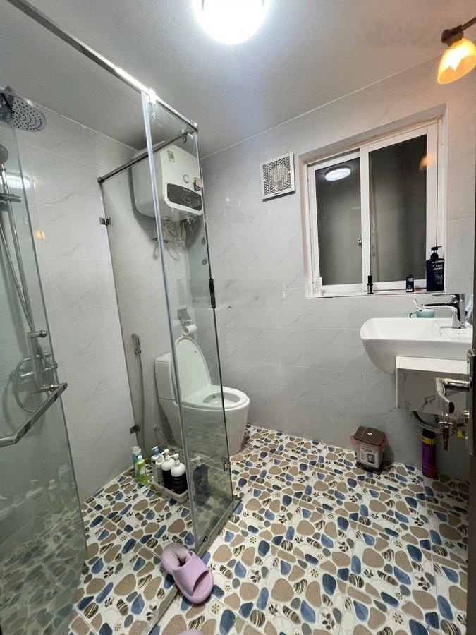 Bán nhà phố Nghĩa Tân, Cầu Giấy, 62m2, 7 tầng, thang máy, gara ô tô, full đồ, ngõ thông, 23 tỷ