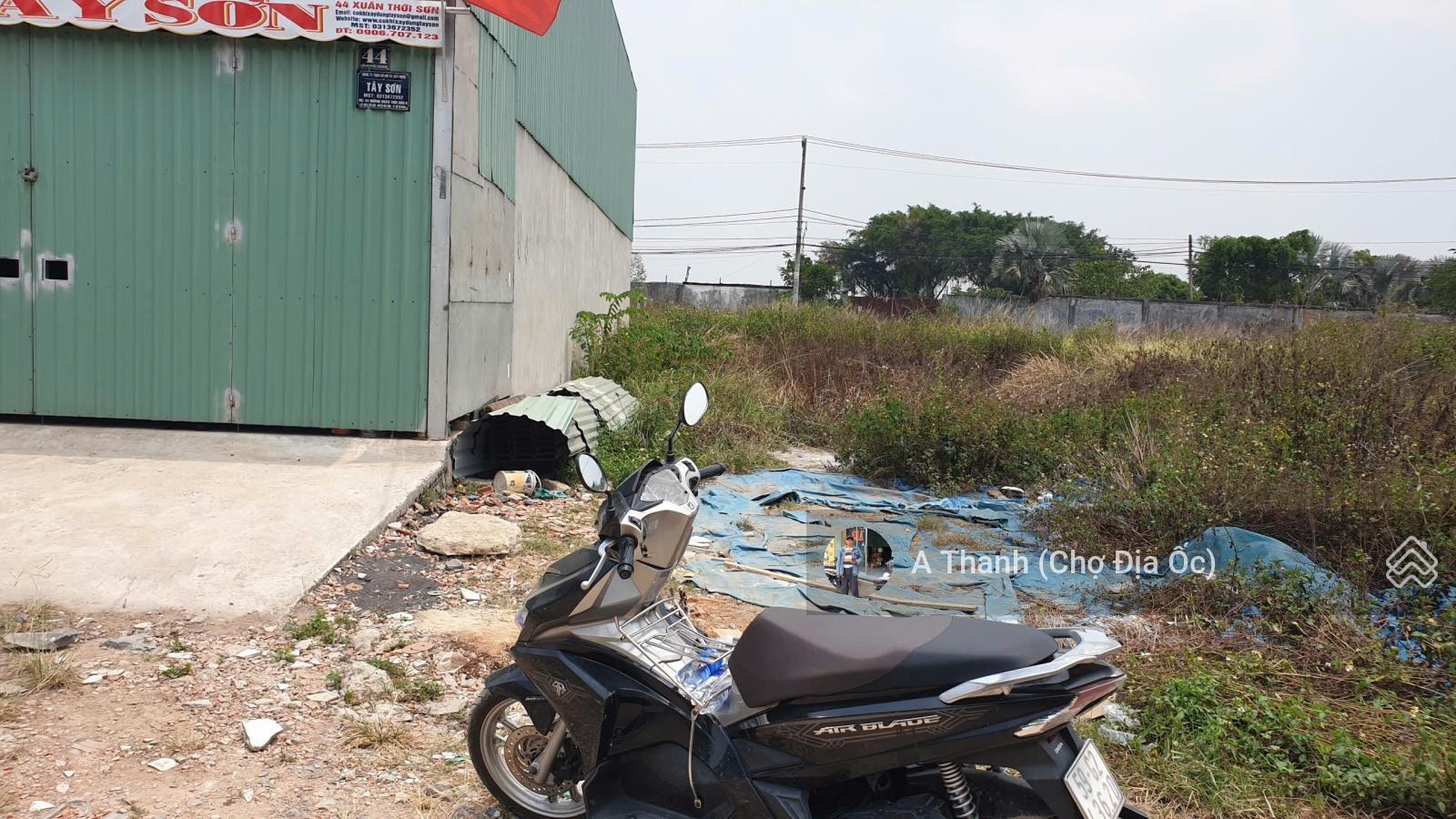 HOT - Bán gấp lô đất thổ cư 5.4x20, đường xe tải, gần ngã 3 Giồng Hóc Môn