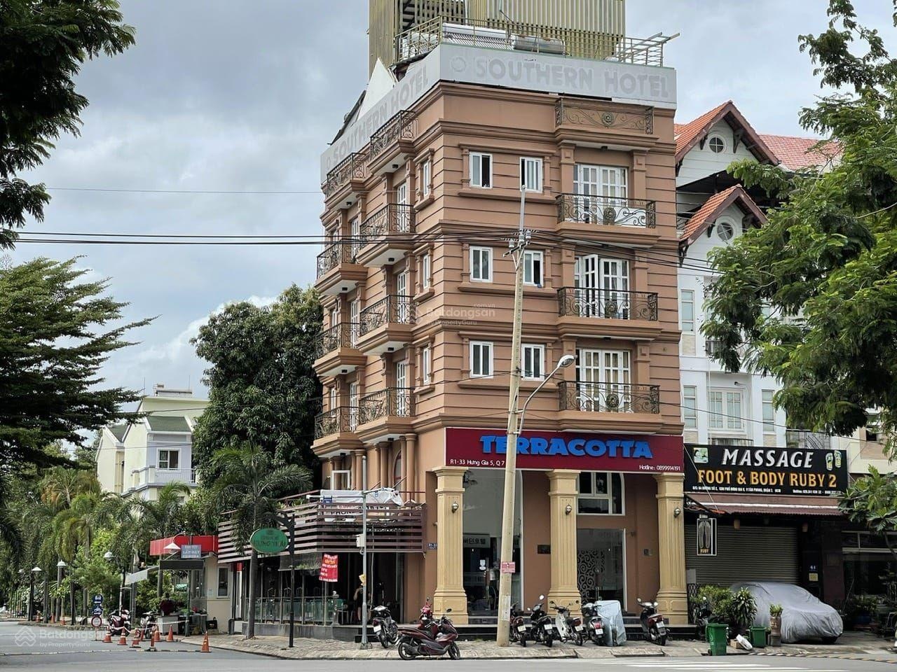 Bán Nhà Mặt Phố tại 119, Đường Số 53, Quận 7, 22,8 tỷ, 146m2