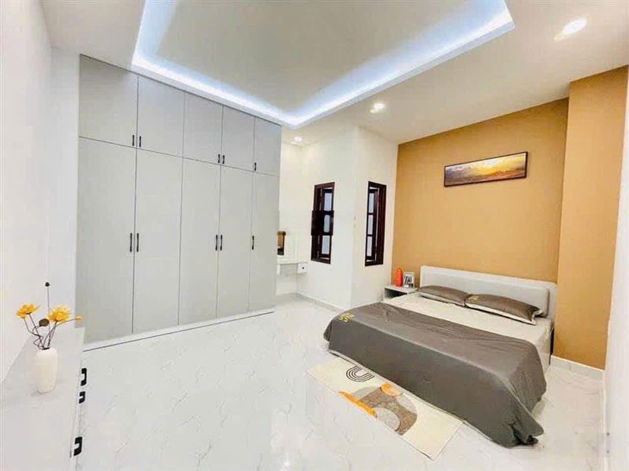 Chủ về quê cần bán gấp căn nhà tại Nguyễn Xí, Bình Thạnh, 3.9tỷ VND, 30m2, view đẹp, giá siêu hời